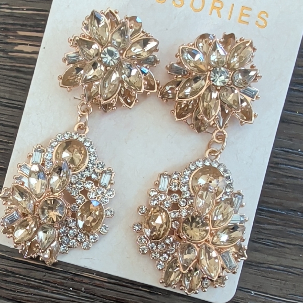 Vintage Rhinestone Crystal Floral Drop Earrings - Picture 3 of 3